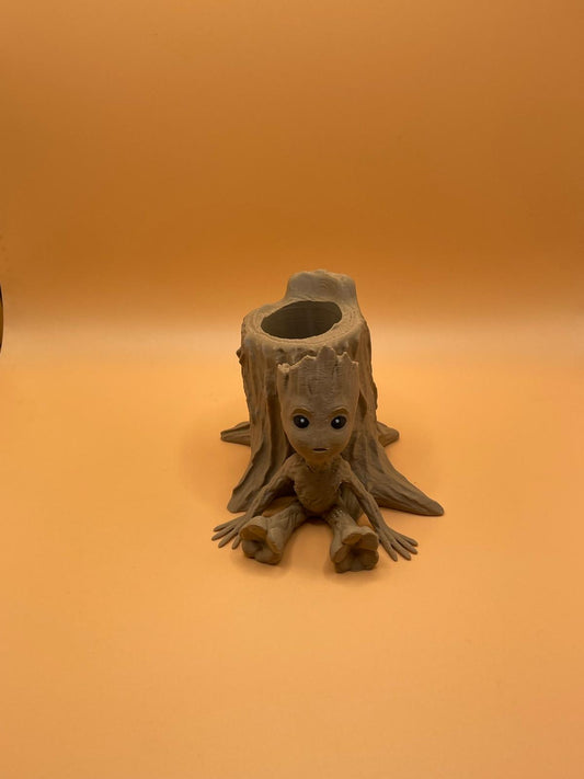 Organizador em formato Groot
